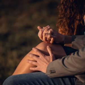 photographe-mariage-chateau-vaudere-parigne-eveque_00_Engagement-042-0H7A7905